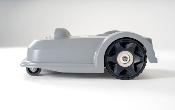 echo mähroboter tm 850 – für sportplätze und großflächen echo mähroboter tm 850 – für sportplätze und großflächen
