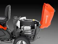 husqvarna frontmäher r 112c mit mähdeck combi 85 – winterpaket mit schneeschild, gummileiste und schneeketten husqvarna frontmäher r 112c mit mähdeck combi 85 – winterpaket mit schneeschild, gummileiste und schneeketten