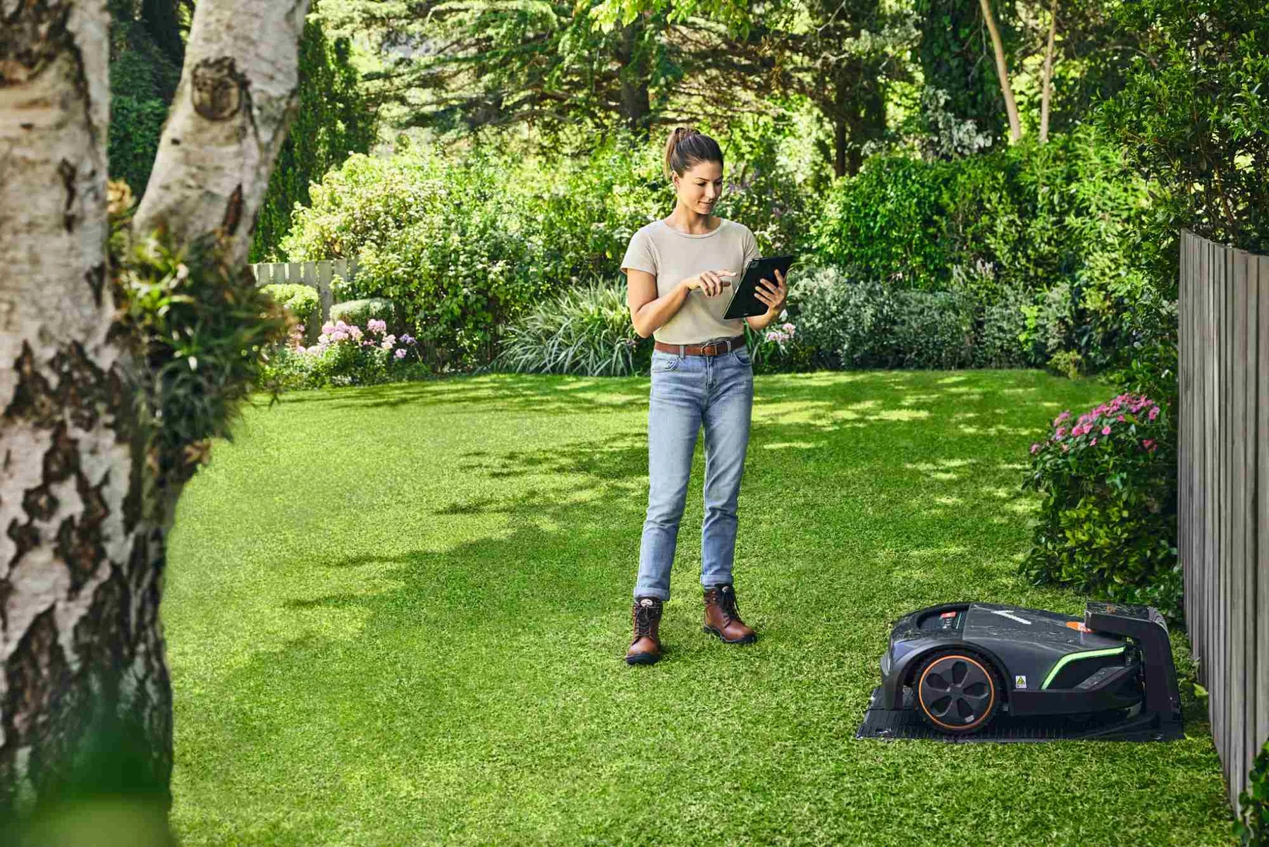 stihl mähroboter imow 4 – für mittlere rasenflächen stihl mähroboter imow 4 – für mittlere rasenflächen