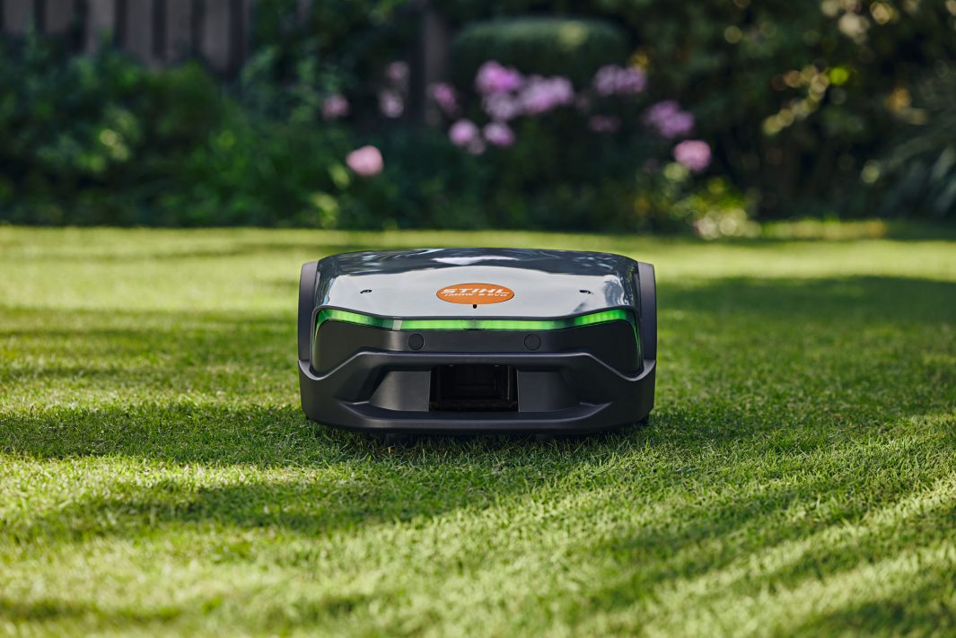stihl mähroboter imow 6 evo – vorführgerät wenig gelaufen stihl mähroboter imow 6 evo – vorführgerät wenig gelaufen